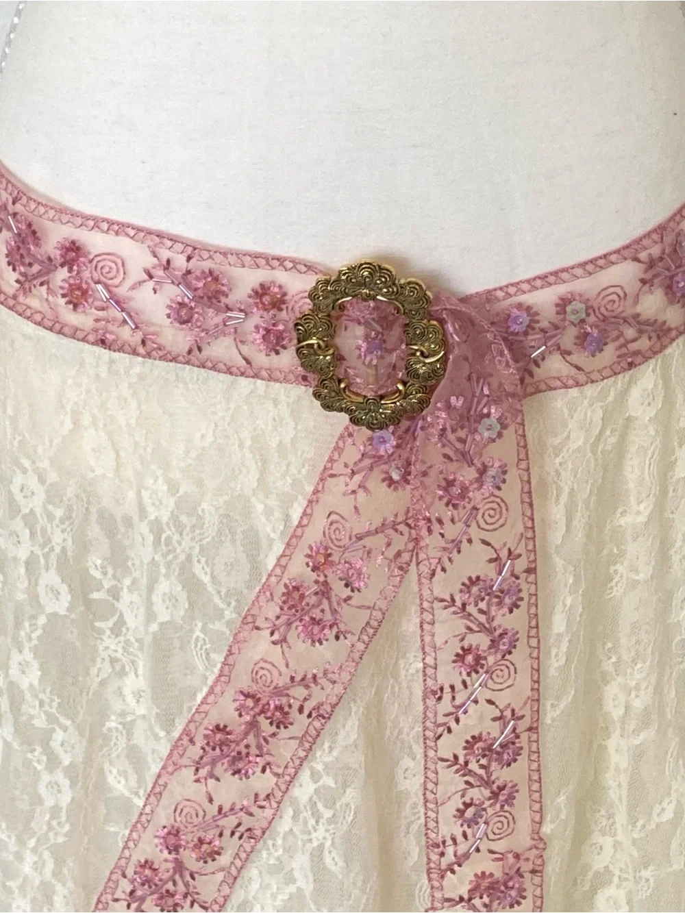N/A pink embroidered